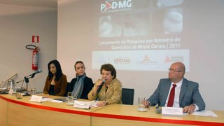 Glaucia Macedo e Emília Paiva, do Escritório de Prioridades, Marilena Chaves e Frederico Poley, FJP