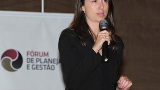 Em sua palestra, Luciana discursou sobre as novas regras para as aquisições públicas
