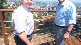 Anastasia e Marcio Lacerda inauguram a reforma de tradicional ponto turístico de Belo Horizonte