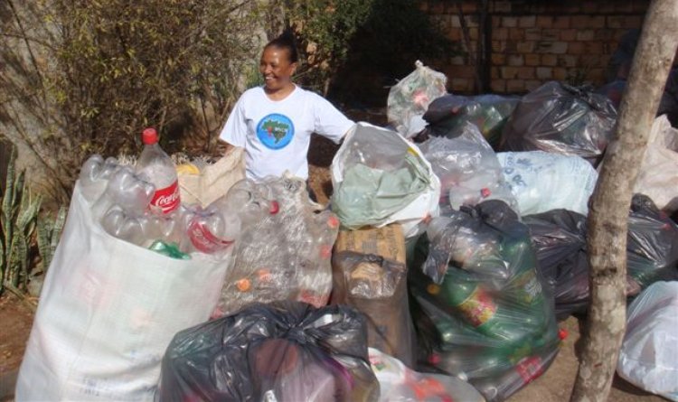 Em Papagaios, seleção de resíduos é fonte de renda para milhares de famílias