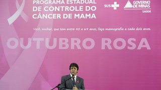 O movimento Outubro Rosa incentiva as mulheres de todo o mundo a realizarem a mamografia