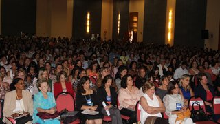 Cerca de 600 inspetores escolares da rede estadual de ensino de Minas se reúnem até sexta-feira