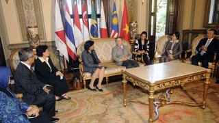 Governador Anastasia recebe embaixadores de países da Associação de Nações do Sudeste Asiático