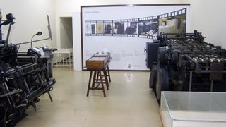 Maquinário antigo e raro de impressão está aberto ao público para visitação