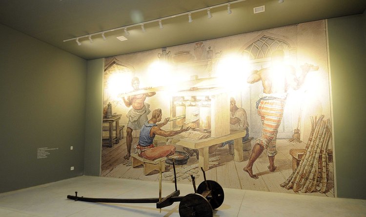 Museu mostra a cachaça artesanal em seu aspecto produtivo e sociocultural