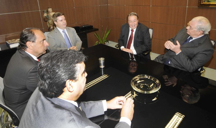 Reunião entre Anastasia e autoridades discutiu a partida entre Atlético e Cruzeiro, em 03/02