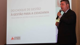 Governador ministra palestra em Manaus.