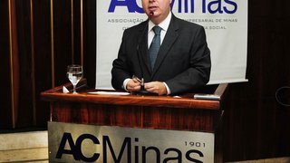 A defesa de um novo pacto federativo foi o tema central da palestra do governador na ACMinas