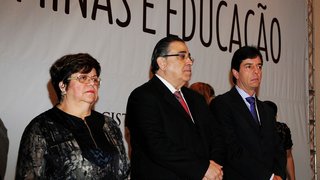 Ana Lúcia Gazzola, Alberto Pinto Coelho e o presidente da ALMG, Dinis Pinheiro