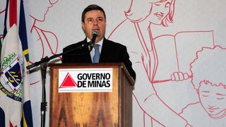 Governador Anastasia destacou os principais investimentos sociais na região do Rio Doce