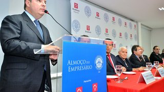 Governador falou em encontro da Associação Comercial do Rio de Janeiro