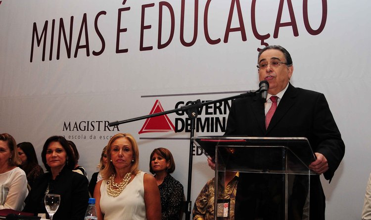Vice-governador destacou os programas do Governo de Minas na área da educação