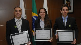 Membros da equipe da UFMG, vencedora da primeira edição do Programa