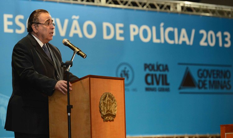 Governador em exercício Alberto Pinto Coelho participou da formatura de 126 escrivães