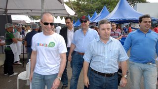 O presidente da Federação Israelita de Minas Gerais, Marcos Brafman, e Antonio Anastasia