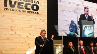 Com veículos blindados da Iveco, Minas avança rumo à nova economia
