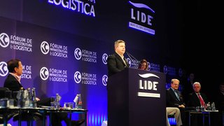 Governador Antonio Anastasia, durante discurso no Fórum de Infraestrutura e Logística