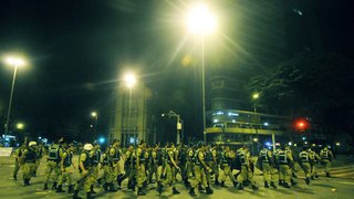 Policiais Militares reforçam segurança no centro de Belo Horizonte para conter a ação de vândalos