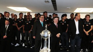 Governador Antonio Anastasia recebe jogadores do Clube Atlético Mineiro 14