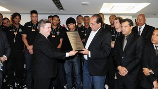 Governador Antonio Anastasia recebe jogadores do Clube Atlético Mineiro 17