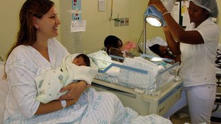 Cuidados com a mãe e bebê são prioridades na Maternidade do Hospital Júlia Kubitschek