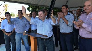 Governador anuncia início de obra de pavimentação asfáltica na região do Alto Paranaíba
