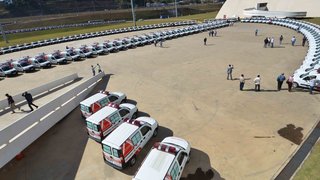 O governador fez a entrega das ambulâncias em solenidade realizada na Cidade Administrativa
