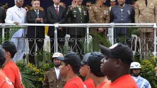 Governador Anastasia participa do desfile cívico militar em comemoração ao Dia da Independência do Brasil