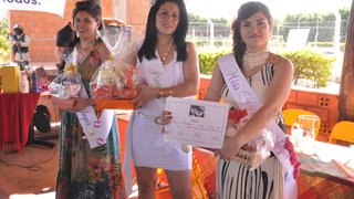 As três primeiras colocadas do concurso ganharam kits com produtos de beleza