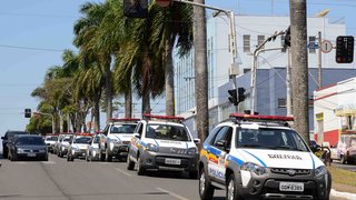 Em Patrocínio, governador Antonio Anastasia também entregou 14 novas viaturas para a Polícia Militar