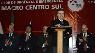 Anastasia assina autorização de repasse de recursos para reforma do Hospital Dr. José Américo