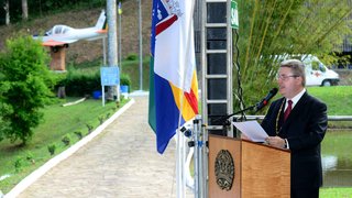 Governador Anastasia presidiu nesta sexta-feira a solenidade de entrega da Medalha Santos Dumont