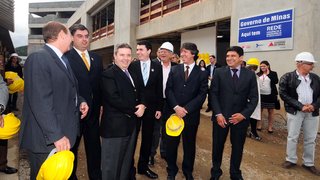 Governador Anastasia também visitou as obras do Hospital Regional de Juiz de Fora
