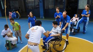 Projeto da AMR promove a inclusão esportiva de jovens com deficiência física