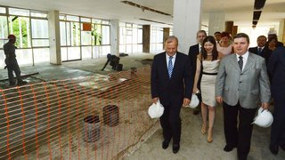 Governador Anastasia e outras autoridades visitaram as obras nesta sexta-feira