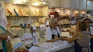 Peças estão sendo comercializas no Expominas, durante Feira Nacional de Artesanato