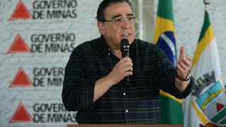 Vice-governador Alberto Pinto Coelho faz discurso