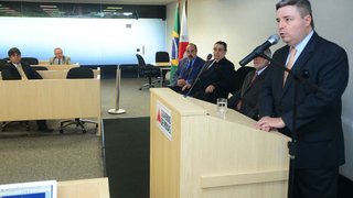 Governador Antonio Anastasia participou da abertura da audiência pública nesta quarta-feira