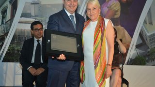 O governador anunciou, por exemplo, a doação do Acervo Artístico Priscila Freire à Uemg