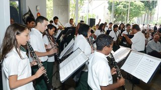 Foram entregues 582 instrumentos musicais a 104 bandas de 101 municípios mineiros