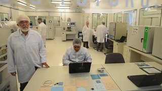 Governador visitou as novas instalações do Centre Suisse d’Eletronique et MicroMicrotechnique Brasil