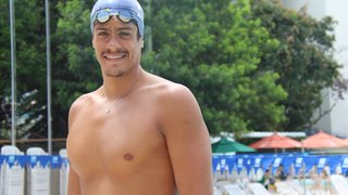 O nadador Juan Martin Pereyra encontrou em BH a estrutura necessária para treinar