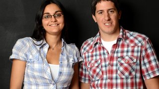 Os argentinos Alejandra e Roberto, da The Social Radio, trazem um aplicativo que envolve o Twitter
