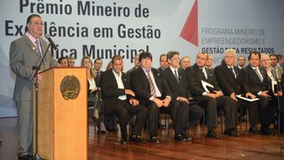O prefeito de Sete Lagoas, Márcio Reinaldo Moreira, comemorou o prêmio recebido pelo município