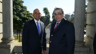 Alberto Pinto Coelho recebe ministro inglês e comemora assinatura de acordo para as Paralimpíadas