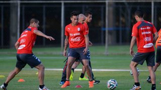 Chilenos treinaram nesta quarta-feira (25/06), na Toca da Raposa II, em Belo Horizonte