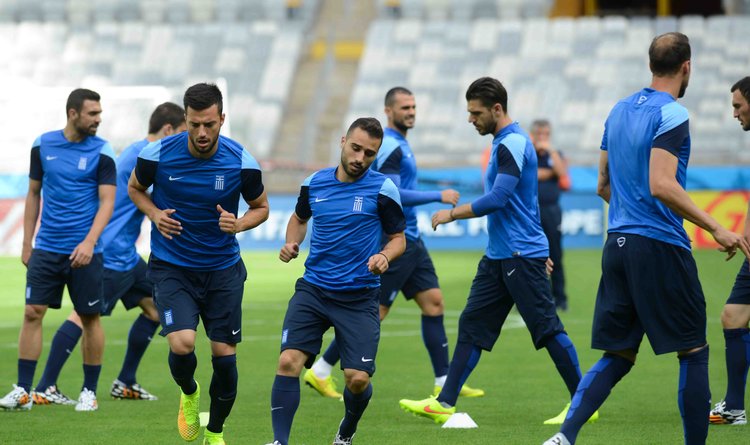 Grécia faz último treino antes de enfrentar a seleção da Colômbia no Mineirão