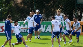 Jogadores da Argentina treinam na Cidade do Galo antes de enfrentar o Irã no Mineirão