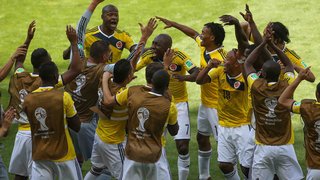 Colombianos celebraram a vitória por 3x0 na estreia contra a Grécia, em Belo Horizonte