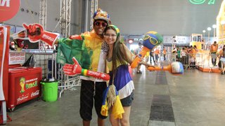 Torcedores lotam FIFA Fan Fest em Minas para ver o segundo jogo do Brasil na Copa